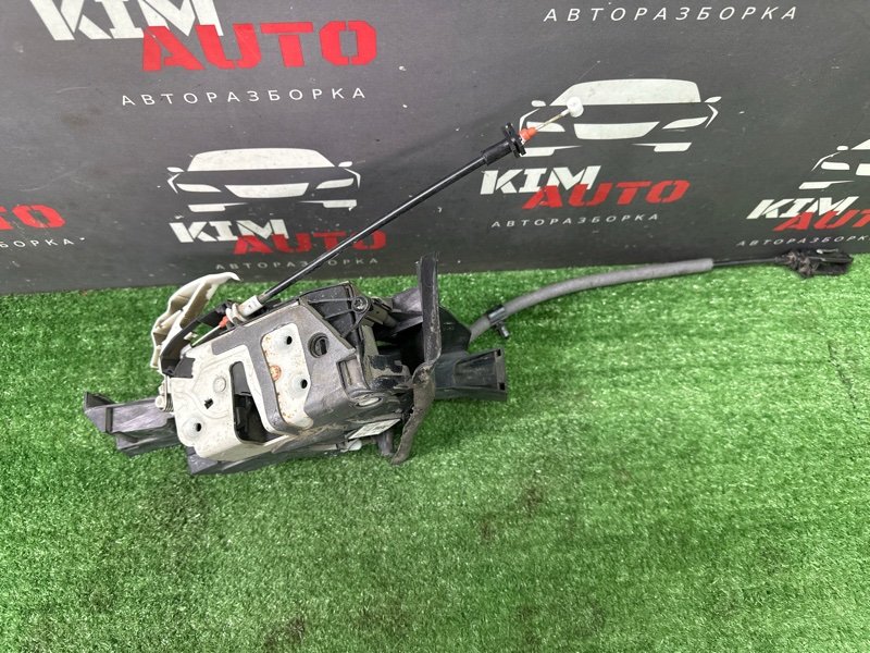 Замок двери Ford focus 3 2012 CB8