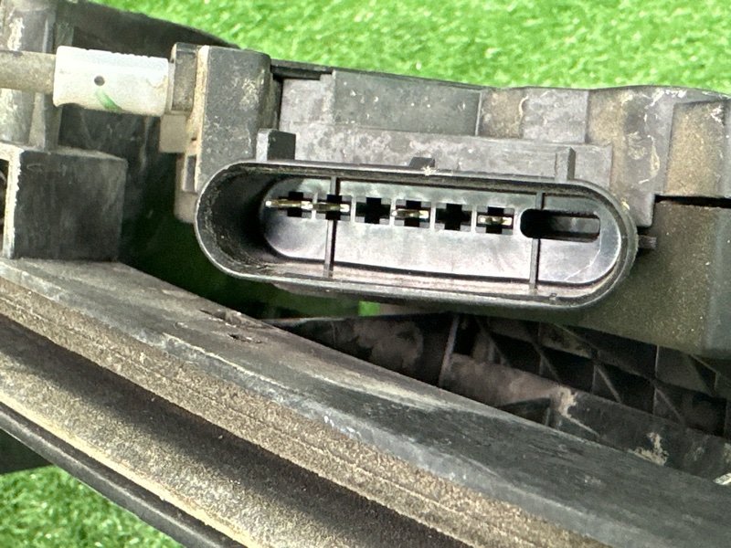 Замок двери Ford focus 3 2012 CB8