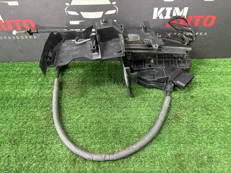 Замок двери Ford focus 3 2012 CB8