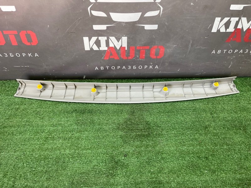 Накладка крышки багажника Kia Ceed 1 2010 ED