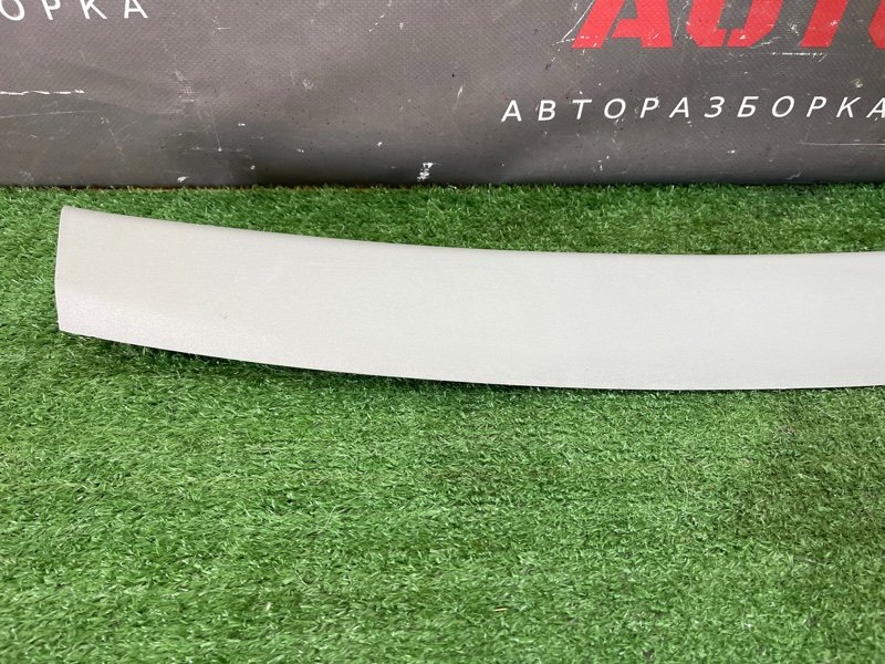 Накладка крышки багажника Kia Ceed 1 2010 ED