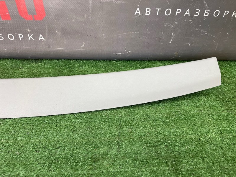 Накладка крышки багажника Kia Ceed 1 2010 ED