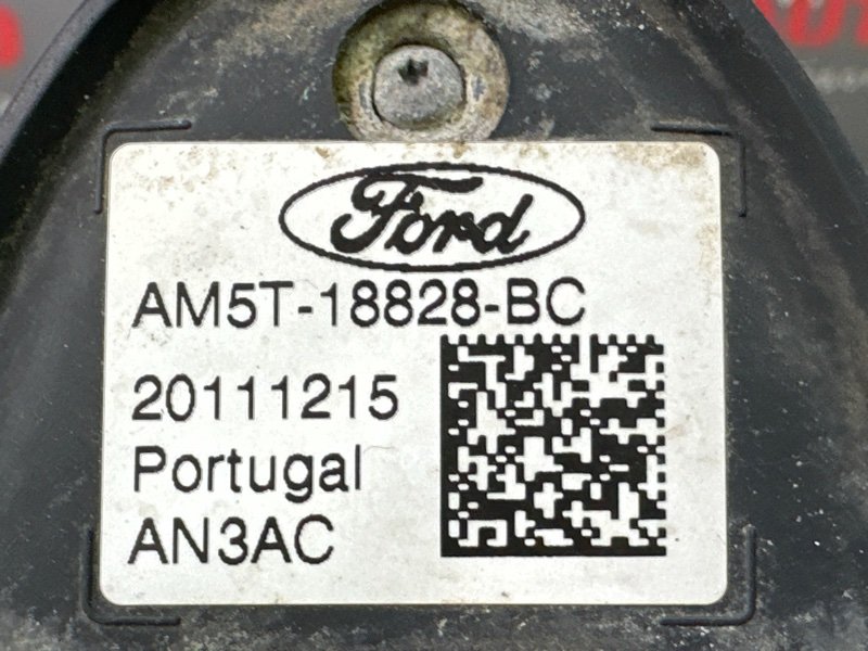 Антенна штыревая Ford focus 3 2012 CB8