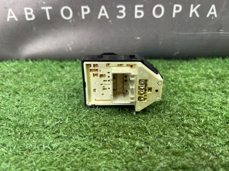 Блок управления зеркалами Kia Ceed 1 2010 ED