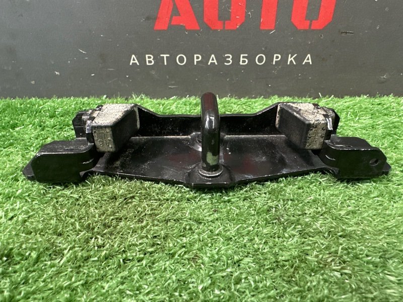 Ответная часть замка багажника Ford focus 3 2012 CB8