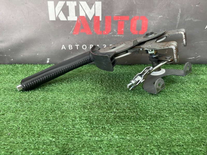 Рычаг стояночного тормоза Kia Ceed 1 2010 ED