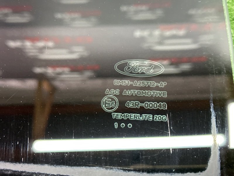 Стекло двери Ford focus 3 2012 CB8