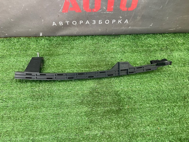 Направляющая стекла двери Kia Ceed 1 2010 ED