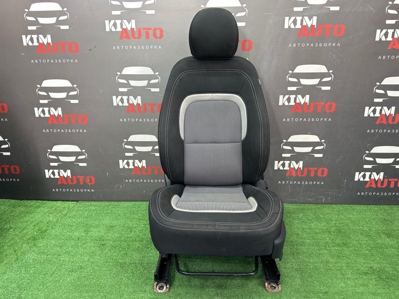 Сиденья передние комплект Kia Ceed 2 2012 JD