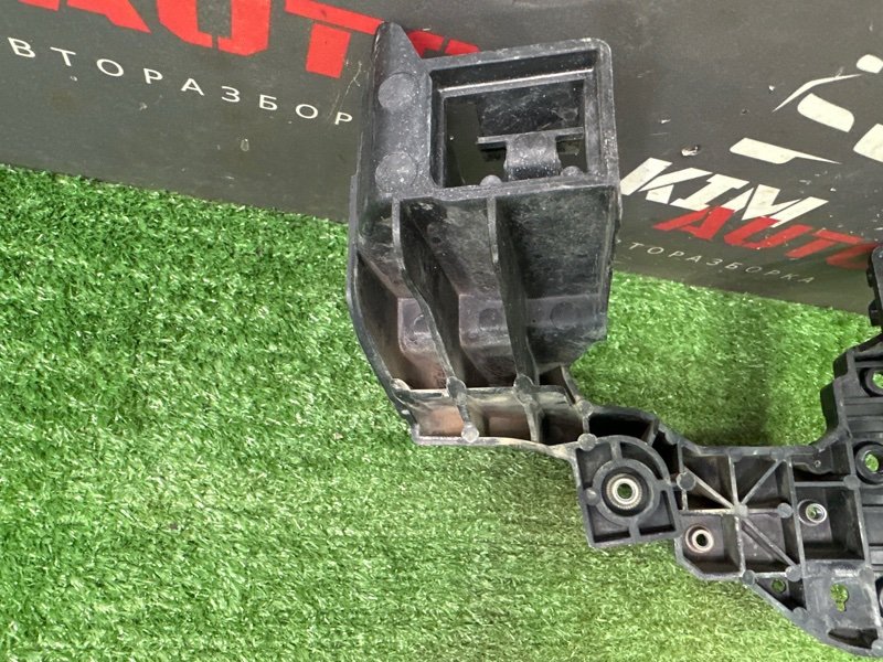 Кронштейн фары Kia Ceed 2 2012 JD