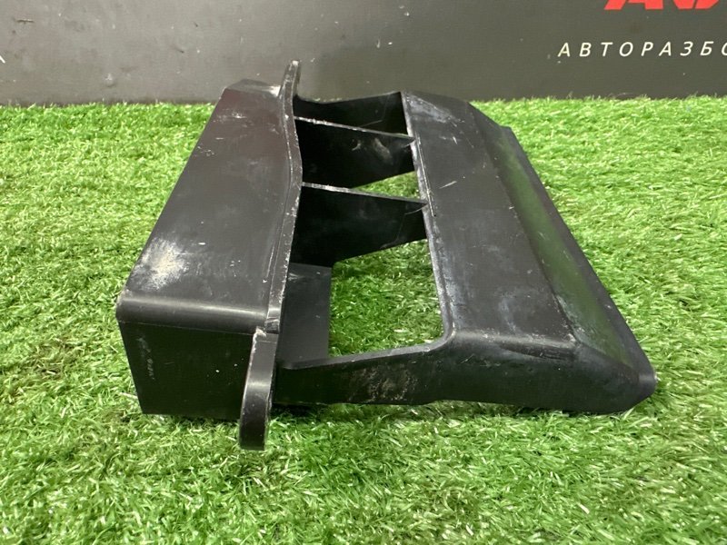 Воздухозаборник Kia Ceed 2 2012 JD