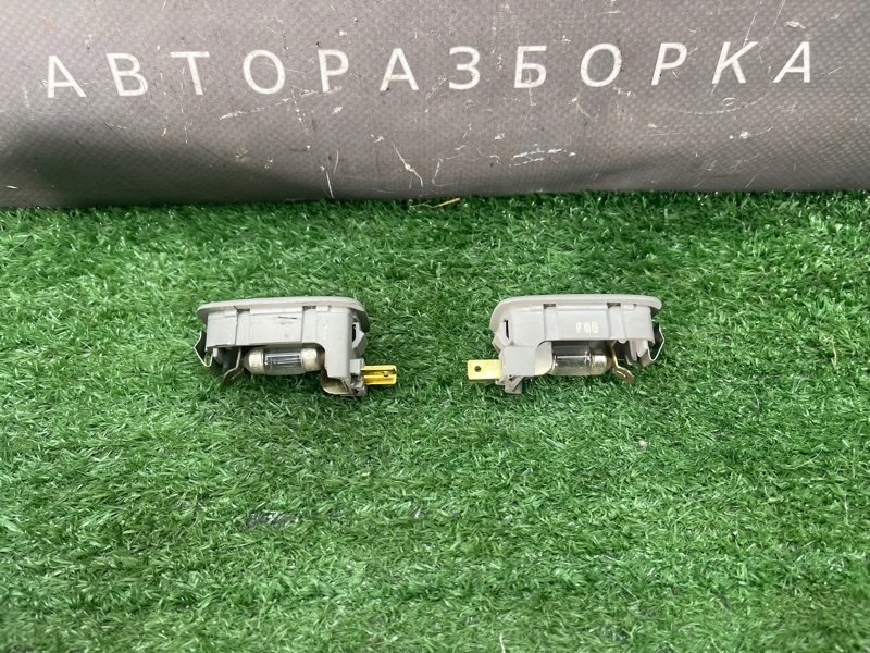 Плафон подсветки солнцезащитных козырьков Kia Ceed 1 2010 ED