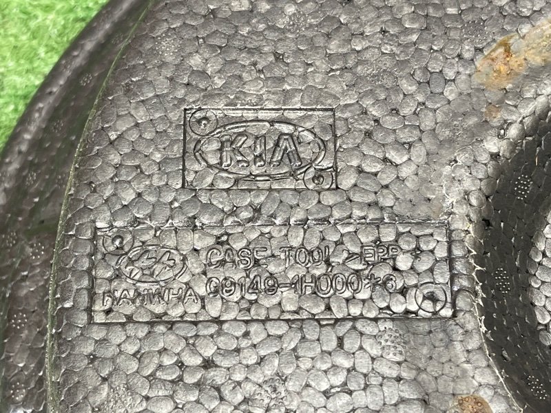 Органайзер для инструментов Kia Ceed 1 2010 ED