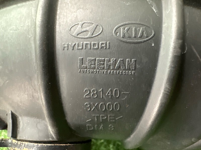 Патрубок воздушного фильтра Kia Ceed 2 2012 JD