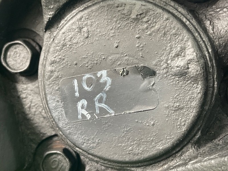 Кулак поворотный со ступицей Kia Ceed 1 2010 ED