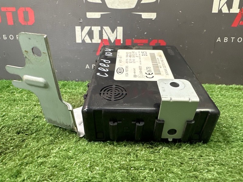 Блок комфорта(BCM) Kia Ceed 2 2012 JD