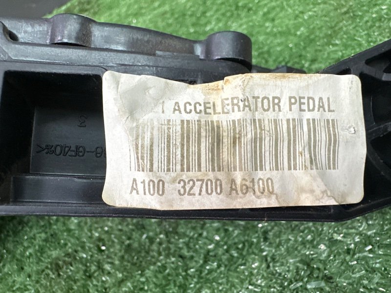 Педаль газа электронная Kia Ceed 2 2012 JD