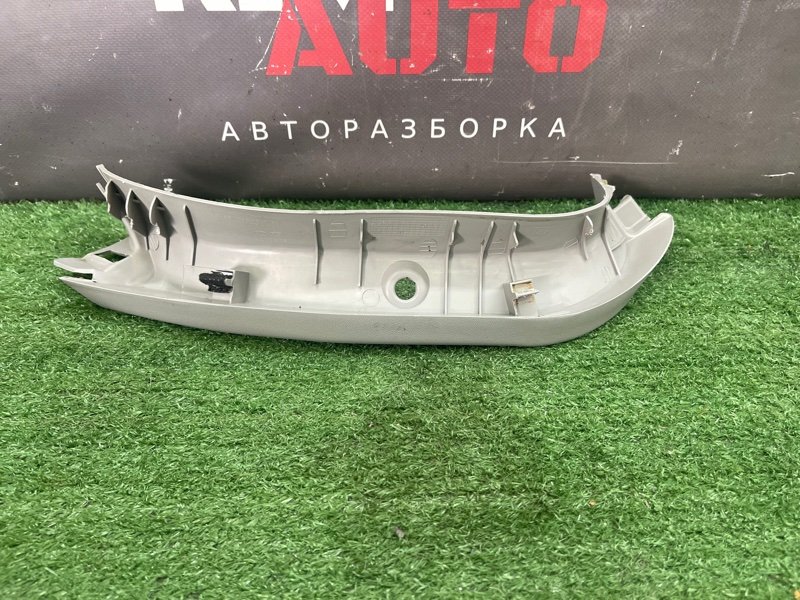 Обшивка крышки багажника Kia Ceed 1 2010 ED
