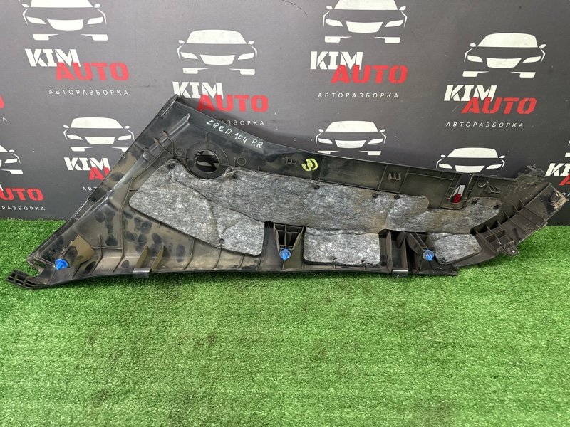 Накладка стойки кузова Kia Ceed 2 2012 JD
