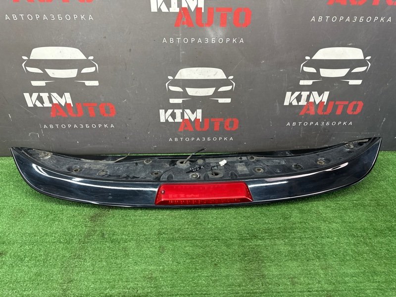 Спойлер крышки багажника с доп стоп сигналом Kia Ceed 2 2012 JD