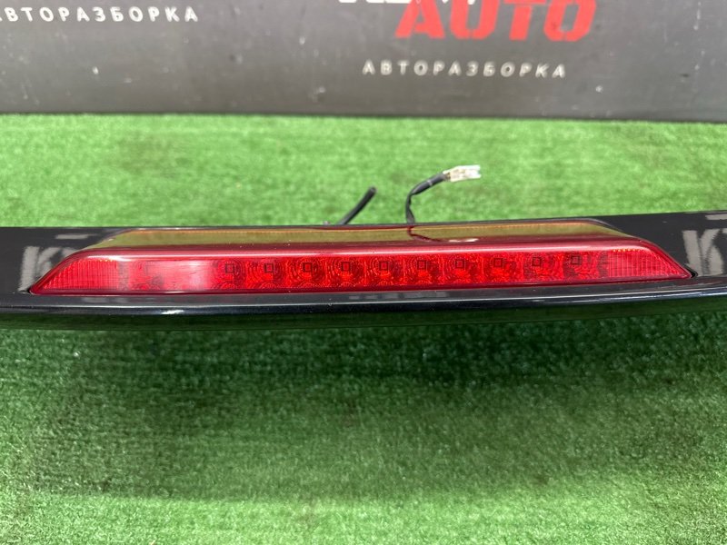 Спойлер крышки багажника с доп стоп сигналом Kia Ceed 2 2012 JD