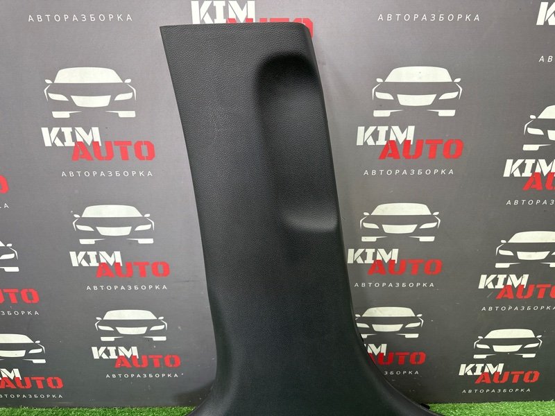Накладка центральной стойки нижняя Kia Ceed 2 2012 JD