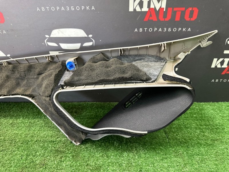 Накладка стойки лобового стекла Kia Ceed 2 2012 JD