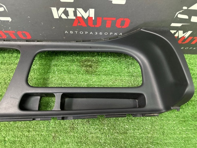 Накладка центральной консоли Kia Ceed 2 2012 JD