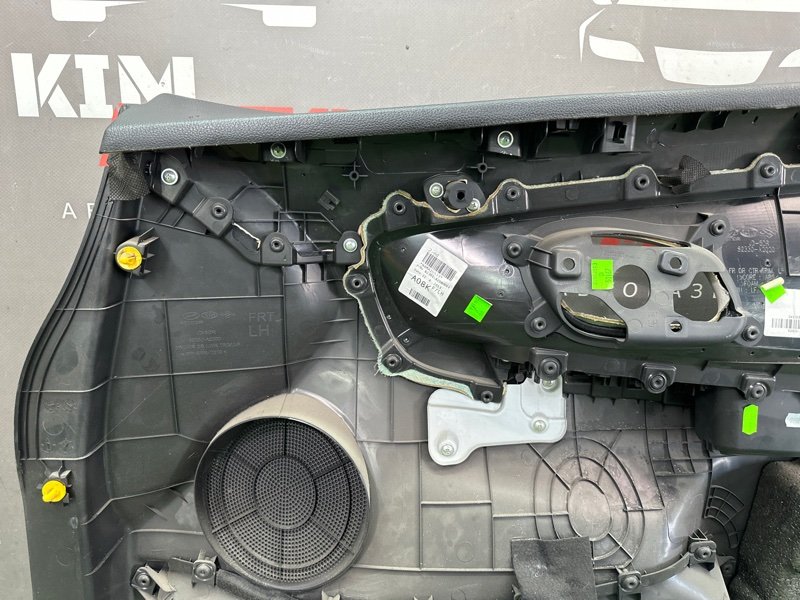 Обшивка двери Kia Ceed 2 2012 JD