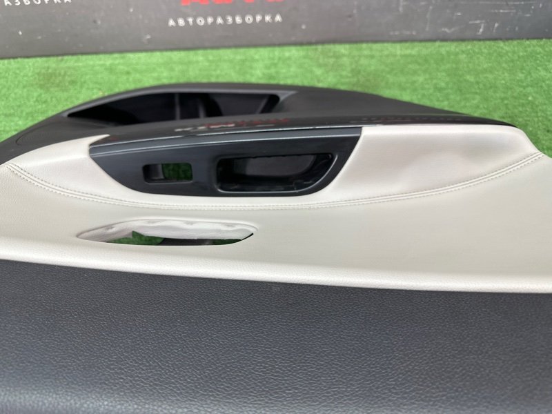 Обшивка двери Kia Ceed 2 2012 JD