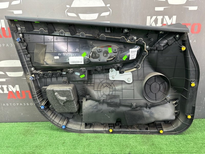 Обшивка двери Kia Ceed 2 2012 JD