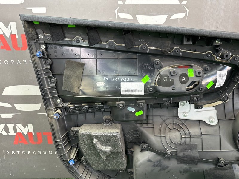 Обшивка двери Kia Ceed 2 2012 JD