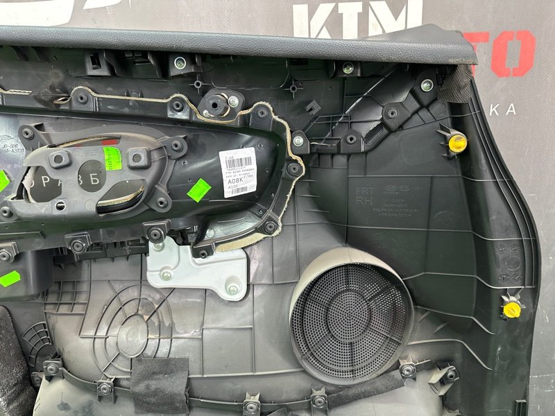 Обшивка двери Kia Ceed 2 2012 JD