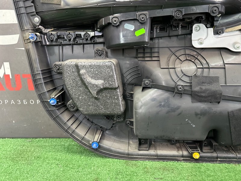 Обшивка двери Kia Ceed 2 2012 JD
