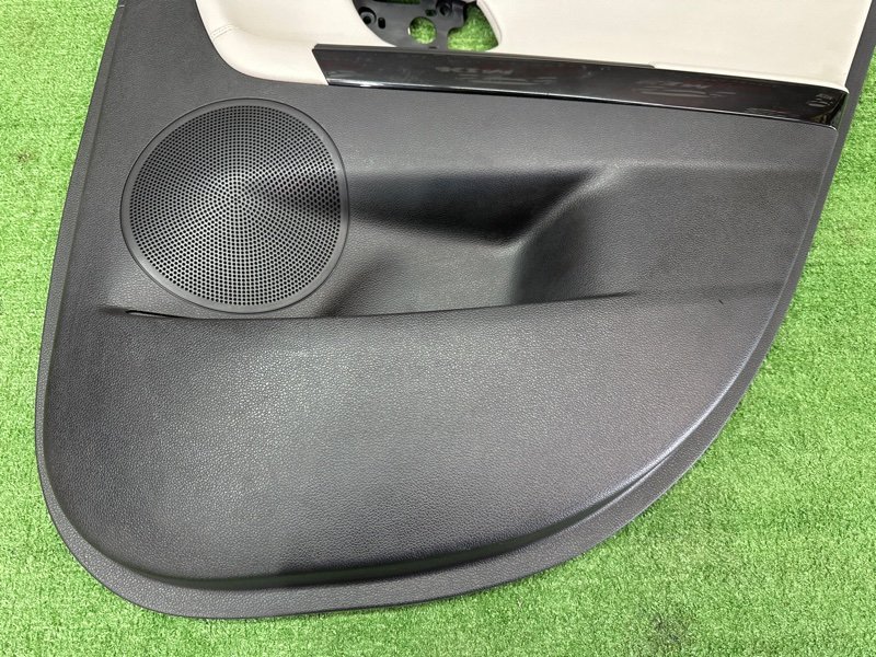 Обшивка двери Kia Ceed 2 2012 JD