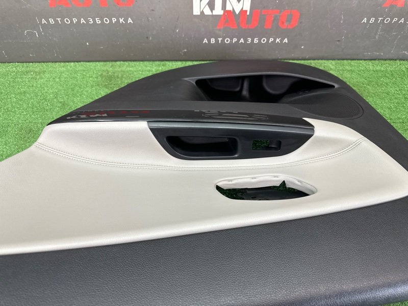 Обшивка двери Kia Ceed 2 2012 JD