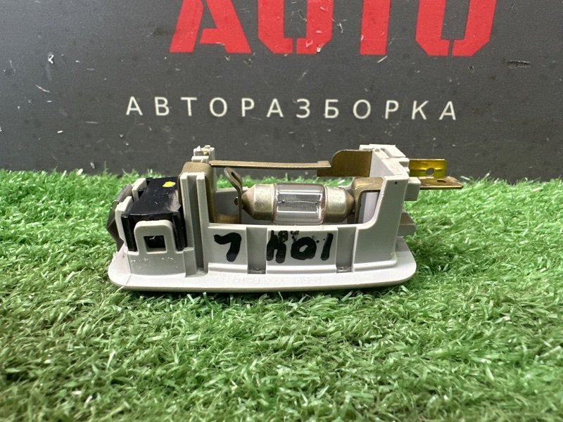 Плафон подсветки солнцезащитных козырьков Kia Ceed 2 2012 JD
