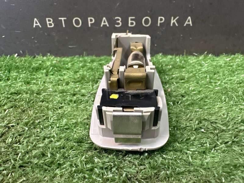 Плафон подсветки солнцезащитных козырьков Kia Ceed 2 2012 JD