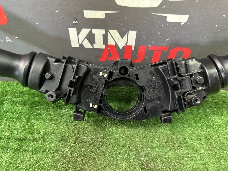 Подрулевой переключатель (гитара) Kia Ceed 2 2012 JD