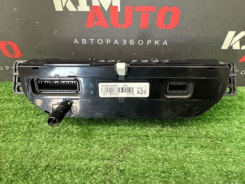 Блок управления климат-контролем Kia Ceed 2 2012 JD