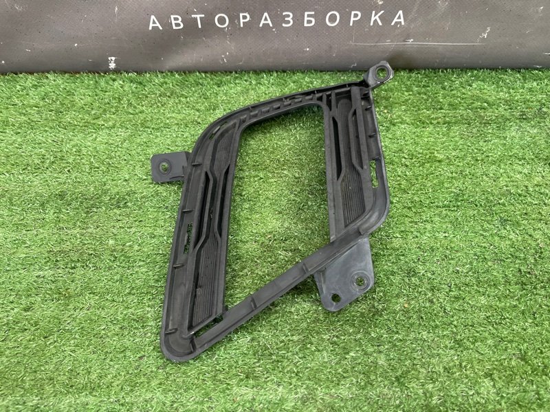 Решетка ПТФ Kia Ceed 1 2010 ED