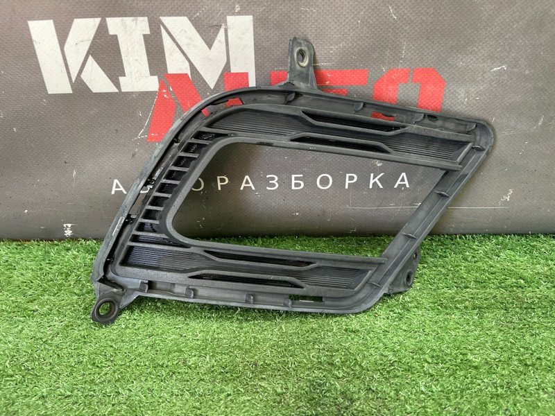 Решетка ПТФ Kia Ceed 1 2010 ED