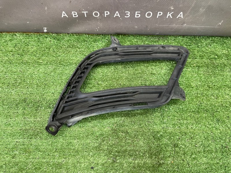 Решетка ПТФ Kia Ceed 1 2010 ED