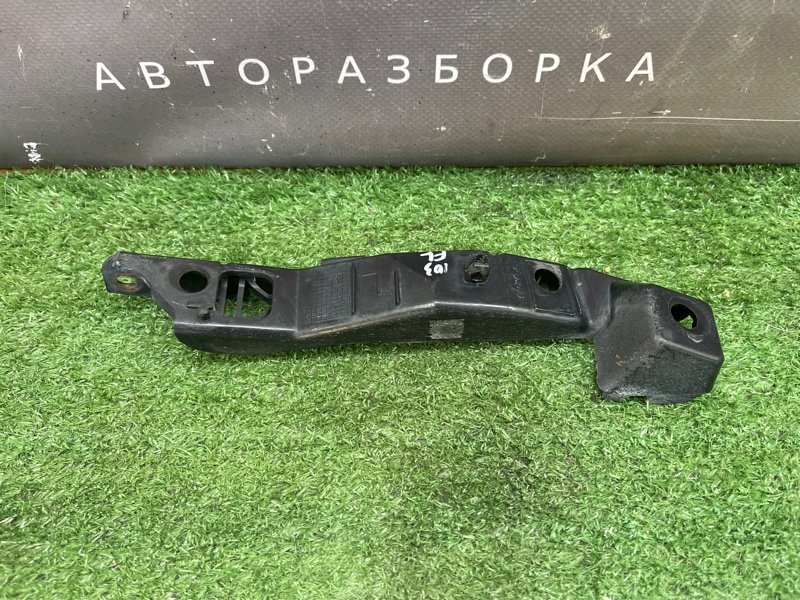 Кронштейн бампера Kia Ceed 1 2010 ED