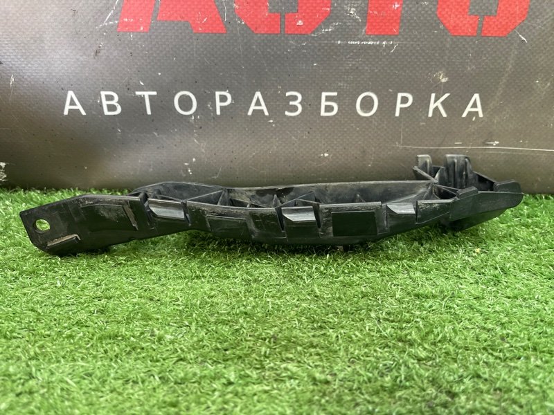 Кронштейн бампера Kia Ceed 1 2010 ED