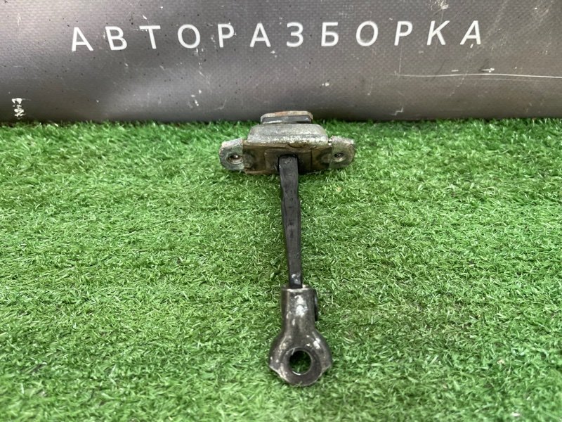 Ограничитель двери Kia Ceed 1 2010 ED