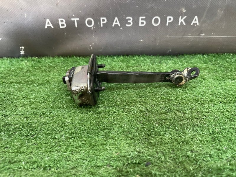 Ограничитель двери Kia Ceed 1 2010 ED