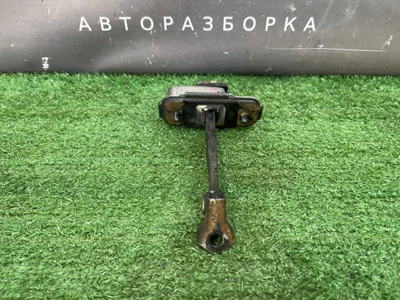 Ограничитель двери Kia Ceed 1 2010 ED