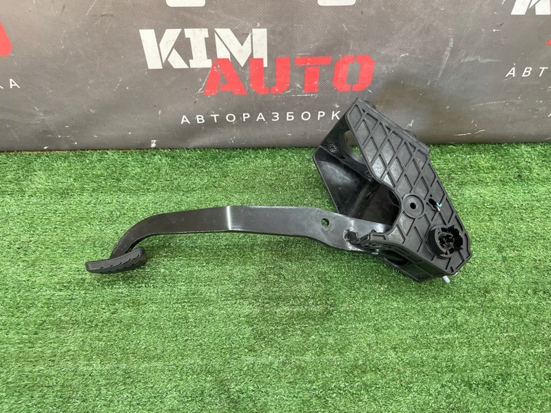 Педаль тормоза Kia Ceed 1 2010 ED