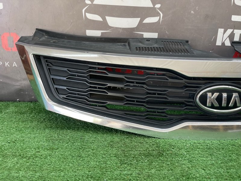 Решетка радиатора Kia Ceed 1 2010 ED